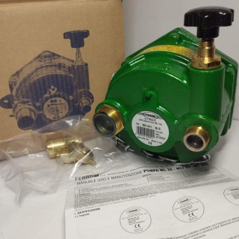 MLI 25 насос роликовый от ВОМ трактора для внесения КАС